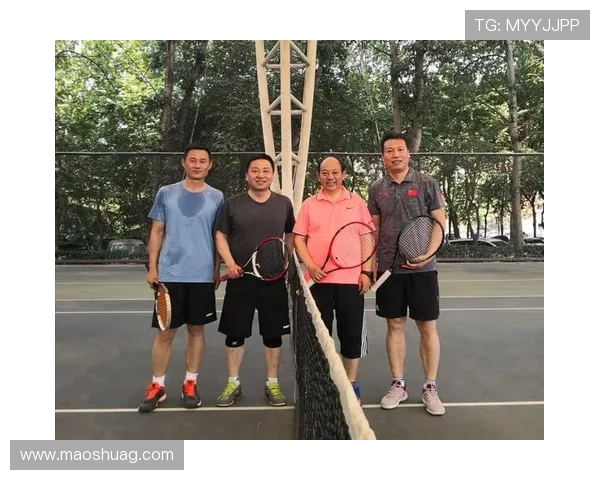 赛后分析：西安网球队与深圳网球队的默契配合与战术探讨